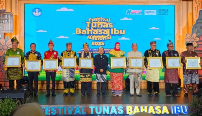 Wali Kota Tanjungpinang Lis Darmansyah Terima Penghargaan 1