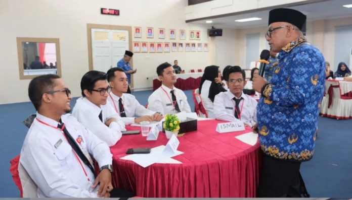 Wali Kota Lis Berharap Peserta Siap dan Terlatih Jadi Protokol dan MC