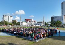 Amsakar Pimpin Gotong Royong Massal dan Libatkan Ribuan ASN Turun Serentak ke Jalan Batam Amsakar Pimpin Gotong Royong Massal dan Libatkan Ribuan ASN Turun Serentak ke Jalan Batam