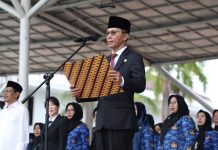 Amsakar: Wujudkan Pancasila Sebagai Pedoman di Medsos, Tolak Hoaks, Radikalisme dan Intoleransi Amsakar: Wujudkan Pancasila Sebagai Pedoman di Medsos, Tolak Hoaks, Radikalisme dan Intoleransi