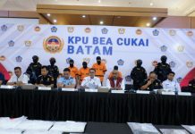 Seminggu, Bea Cukai Batam Gagalkan Empat Penyelundupan Sabu Modus Selangkangan Bea Cukai Batam Gagalkan Empat Penyelundupan Sabu Seberat 5,3 Kilogram