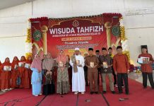 Ketua PKK Pasbar bersama Wakil ketua DPRD, Hadiri Wisuda Tahfizh Angkatan Ke-4 SMP IT Cahaya Makkah