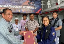 Kepala Bakamla Barat Bambang Trijanto Jemput 3 ABK yang Ditangkap Malaysia Kepala Bakamla Barat Bambang Trijanto Jemput 3 ABK yang Ditangkap Malaysia