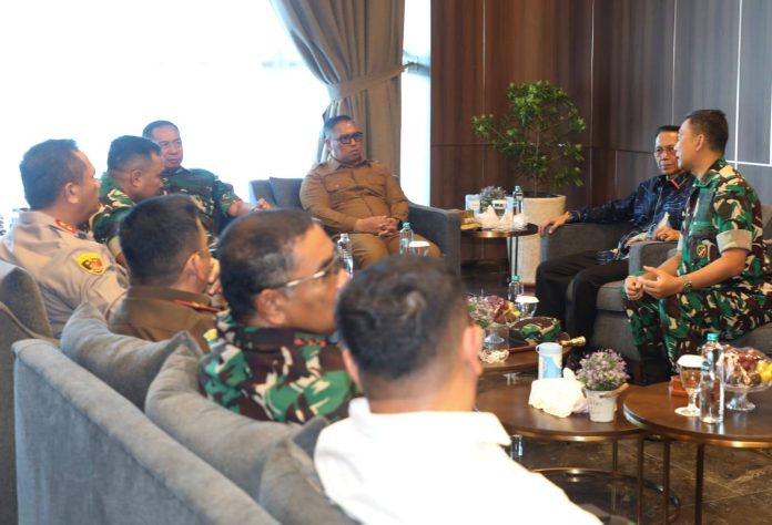 Kunjungan Panglima TNI Hadiri Latihan Bilateral Indonesia dan Singapore Armed Forces