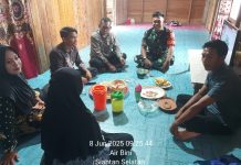 Lebaran Idul Adha, Kopda Indra Lesmana Pererat Silahturahmi Dengan Perangkat Desa