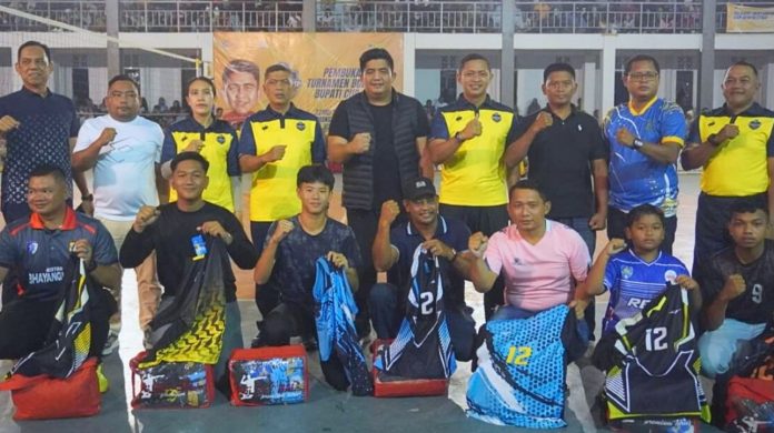 Tim Polres Bintan dan Tim Megat 707 Juarai Turnamen Bola Voli Bupati Cup 2025