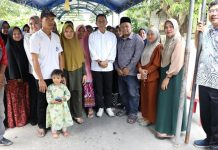 Setelah Sidak, Amsakar Kunjungi Rumah Pasien Alif Diduga dapat Penolakan RSUD Embung Fatimah Setelah Sidak, Amsakar Kunjungi Rumah Pasien Alif Diduga dapat Penolakan RSUD Embung Fatimah