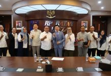 BP Batam Dukung Industri Re-refine Waste Machinery Oil dari Korea Selatan BP Batam Dukung Industri Re-refine Waste Machinery Oil dari Korea Selatan