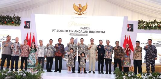 Hadiri Peresmian Pabrik STANIA