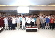 Amsakar-Li Claudia Serahkan Insentif untuk 370 Pendeta se Batam Ikatan Pendeta Menetap Batam