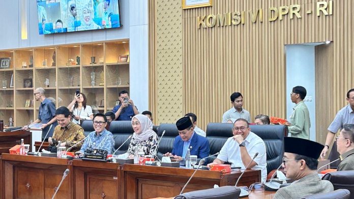 Komisi VI Dukung Transformasi Bisnis Telkom di Bawah Dirut Dian Siswarini