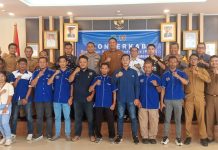 Dibuka Sekda Sahtiar, Konferkab I PWI Anambas Tetapkan Muhammat Ramadan Ketua Terpilih Sekretaris Daerah Kabupaten Kepulauan Anambas, Sahtiar, S.H., M.M., secara resmi membuka Konferensi Kabupaten ( Konferkab ) Persatuan Wartawan Indonesia (PWI) I Kabupaten Kepulauan Anambas