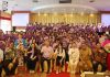 Li Claudia Chandra Buka Acara Hamba Tuhan Bermazmur I di Hotel Vista Batam Li Claudia Chandra Buka Acara Hamba Tuhan Bermazmur I di Hotel Vista Batam