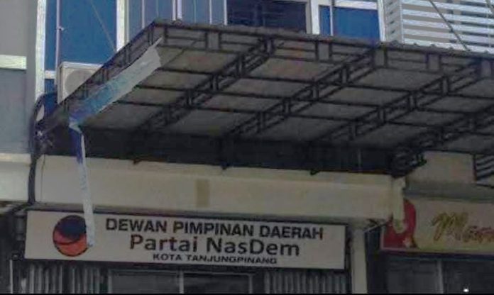 Mantan Caleg Partai Nasdem Tanjungpinang Keluhkan Hilangnya Perhatian dari Partai Mantan Caleg Partai Nasdem Tanjungpinang Keluhkan Hilangnya Perhatian dari Partai