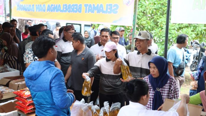Polres Bintan Gelar Pasar Murah Sambut HUT RI ke-8