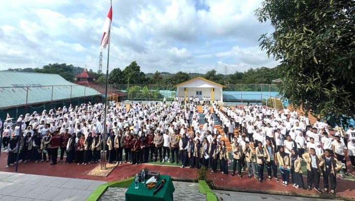 Polsek Sekupang dan MPLS ke Siswa Baru di SMAN 04 Tiban