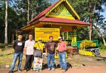 Wisatawan Malaysia Puji Paket Religi HIROKU di Bintan, Dengarkan Langsung Sejarah Hang Tuah dari Keturunan ke-9 Wisatawan Malaysia Puji Paket Religi HIROKU di Bintan