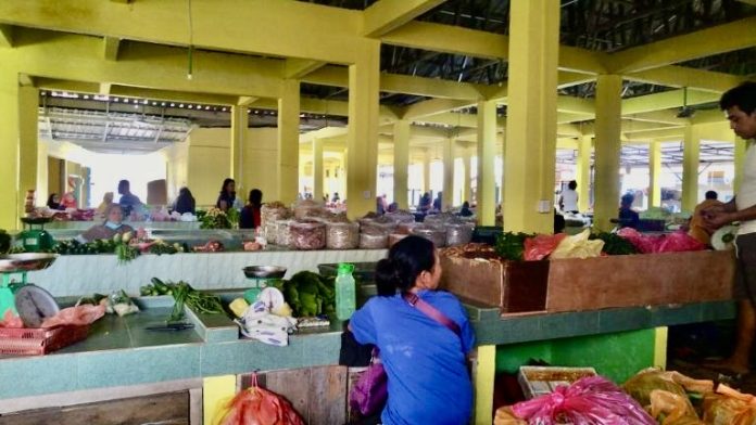 Ketersediaan pangan di pasar Puan Maimun, Kabupaten Karimun Ketersediaan pangan di pasar Puan Maimun, Kabupaten Karimun