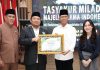 Wali Kota Amsakar Terima MUI Award 2025 Karena Berkiprah dalam Penguatan Umat di Batam Wali Kota Amsakar Terima MUI Award 2025 Karena Berkiprah dalam Penguatan Umat di Batam