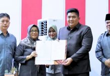 Bupati Bintan dan DPRD Setujui Rancangan Perda APBD-P Tahun Anggaran 2025 Bupati Bintan dan DPRD Setujui Rancangan Perda APBD-P Tahun Anggaran 2025