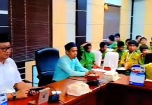 Ketua DPRD Karimun Langsung Terima Kunjungan Edukatif Siswa SDS IT Darul Mukmin Ketua DPRD Karimun Langsung Terima Kunjungan Edukatif Siswa SDS IT Darul Mukmin