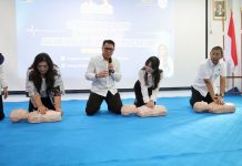 Peringati Bulan Bakti RSBP Batam, Li Claudia Chandra Ikut Praktek Pelatihan Bantuan Hidup Dasar Peringati Bulan Bakti RSBP Batam, Li Claudia Chandra Ikut Praktek Pelatihan Bantuan Hidup Dasar