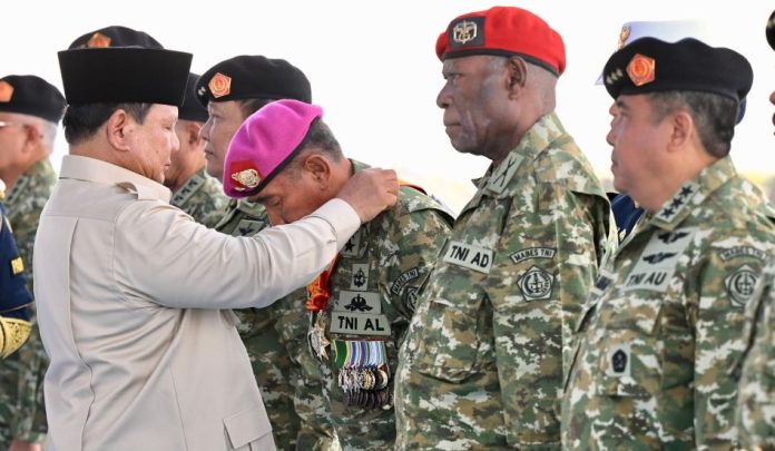 Profil Jenderal TNI Kehormatan (Purnawirawan) Agus Sutomo, Yunus Yosfiah dan Ali Sadikin
