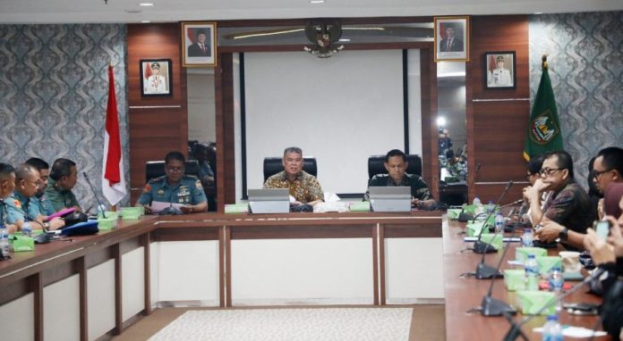 Rapat Persiapan Rangkaian HUT ke-80 RI Pemko Batam Bersama Forkopimda dan TNI Polri