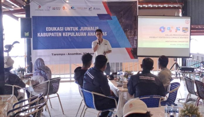 SKK Migas dan KKKS Kepri Gelar Pelatihan Mobile Journalism di Anambas SKK Migas dan KKKS Kepri Gelar Pelatihan Mobile Journalism di Anambas