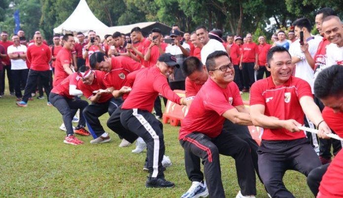 Tawa, Semangat dan Kebersamaan dalam Kemeriahan HUT RI ke-80 RI di Polda Kepri
