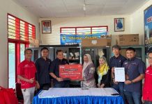 Telkomsel Salurkan Perangkat Medis dan Layanan Orbit di Puskesmas Simpang Tonang Pasaman Telkomsel