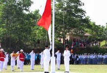 Upacara HUT RI ke 80 di Kelurahan Kawal Ramai Disaksikan Warga Bintan Upacara HUT RI ke 80 di Kelurahan Kawal Ramai Disaksikan Warga Bintan