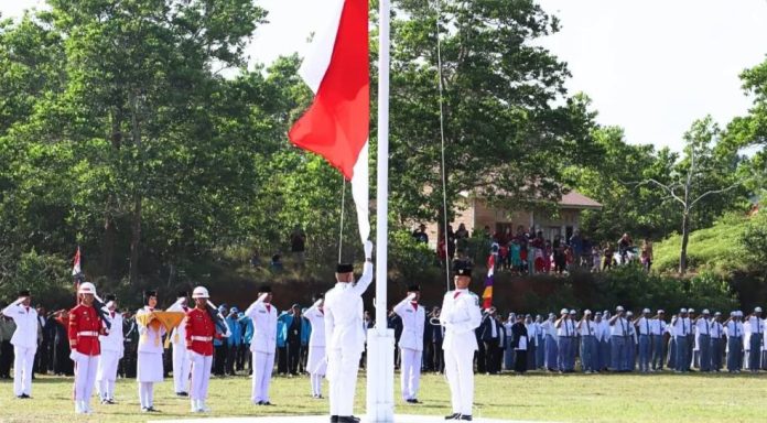 Upacara HUT RI ke 80 di Kelurahan Kawal Ramai Disaksikan Warga Bintan Upacara HUT RI ke 80 di Kelurahan Kawal Ramai Disaksikan Warga Bintan