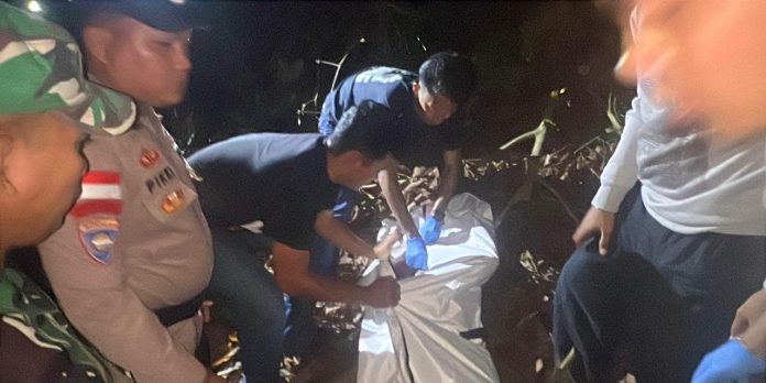 Mayat Seorang Pria Ditemukan di Kebun Desa Air Bini, Polisi Lakukan Penyelidikan Mayat Seorang Pria Ditemukan di Kebun Desa Air Bini, Polisi Lakukan Penyelidikan