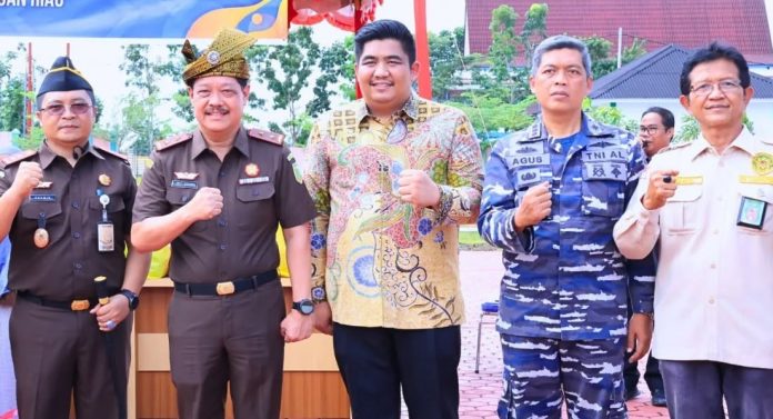 Kajati Kepri dan Bupati Bintan Kajati Kepri