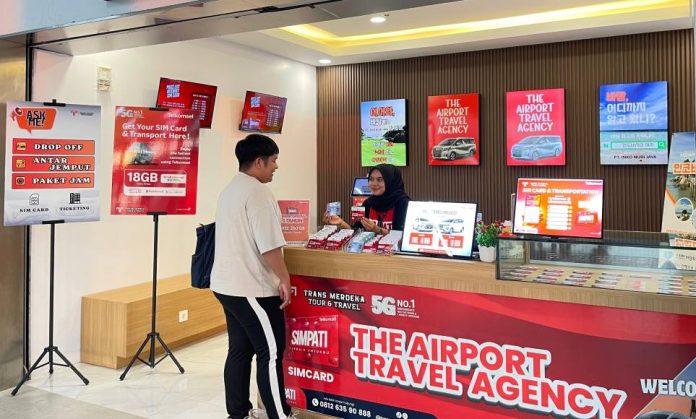 Layanan Digital Telkomsel di Bandara Hang Nadim Bersama Trans Merdeka Travel Layanan Digital Telkomsel di Bandara Hang Nadim Bersama Trans Merdeka Travel