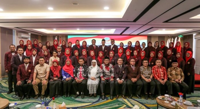 Muhammad Ishak Resmi Dilantik Jadi Ketua Persatuan Perawat Kota Tanjungpinang