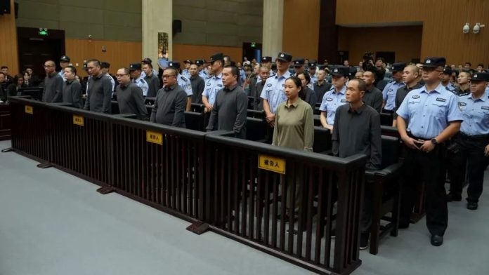 Pengadilan China Jatuhkan Hukuman Berat ke 39 Orang dan 11 Diantaranya Mati Pengadilan China Jatuhkan Hukuman Berat ke 39 Orang dan 11 Diantaranya Mati