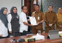 Pj Sekda Firmansyah: Pemko Batam akan Berikan Data Akurat ke BPK Kepri Pj Sekretaris Daerah Batam Firmansyah, sambut kedatangan tim Badan Pemeriksaan Keuangan BPK Perwakilan Provinsi Kepri