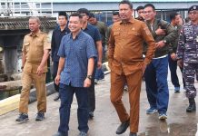 Sekda Anambas Sahtiar antar Pindah Tugas Letkol Laut (P) Ari Sukmana di Pelabuhan Pelni Sekda Anambas Sahtiar antar Pindah Tugas Letkol Laut (P) Ari Sukmana di Pelabuhan Pelni