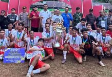 Sekda Anambas Tutup Turnamen Sepak Bola HUT Desa Candi dan Karang Taruna Teluk Nyabuk Sekda Anambas Tutup Turnamen Sepak Bola HUT Desa Candi dan Karang Taruna Teluk Nyabuk