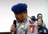 Tangis Brimob Kompol Cosmas Pecah Usai Diberhentikan Tak Hormat di Sidang Etik Tangis Brimob Kompol Cosmas Pecah Usai Diberhentikan Tak Hormat di Sidang Etik