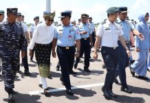 Wali Kota Amsakar Sambut KSAU Marsekal TNI Mohamad Tonny Harjono di Bandara Hang Nadim Wali Kota Amsakar Sambut KSAU Marsekal TNI Mohamad Tonny Harjono di Bandara Hang Nadim