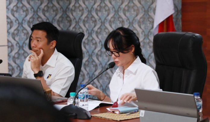 Wawako Batam Li Claudia Chandra Wawako Batam Li Claudia Chandra