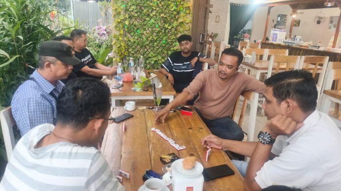 64 Wartawan Tampil Sore Ini di Turnamen Domino Wartawan se-Kepri 64 Wartawan Tampil Sore Ini di Turnamen Domino Wartawan se-Kepri