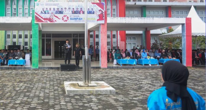 Bupati Aneng Pimpin Upacara Peringatan Hari Sumpah Pemuda ke-97 di Anambas Bupati Aneng Pimpin Upacara Peringatan Hari Sumpah Pemuda ke-97 di Anambas
