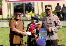 Bupati dan Kapolres Serahkan Piagam Penghargaan kepada Pocil Polres Pasbar