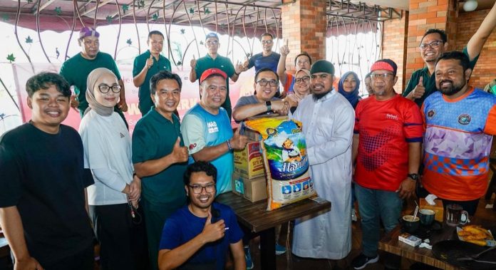 Gowes Berkah Telkom-Jurnalis dan Komunitas Sepeda Diakhiri Berbagi ke Pondok Pesantren 2