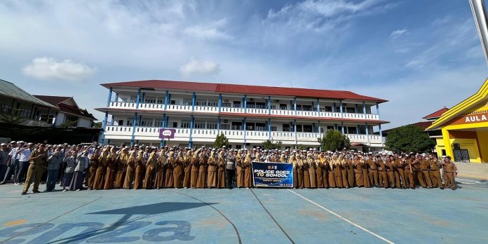 Satlantas Polresta Barelang Gelar Kegiatan "Police Go To School" di SMA Negeri 3 Batam