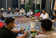 Kapolresta Barelang Fasilitasi Pertemuan Komunitas Driver Online yang Berselisih Kapolresta Barelang Fasilitasi Pertemuan Komunitas Driver Online yang Berselisih